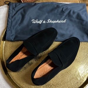 Wolf & Shepherd Monaco Loafer Navy Suede size 6